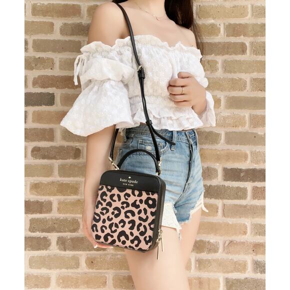 Kate Spade Daisy Vanity Crossbody Graphic Leopard Leather Top Handle Case Black - Picture 1 of 6